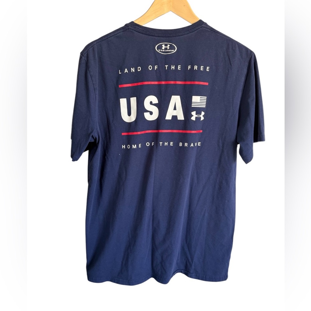 Under Armour Men’s Navy Blue USA Land of the Free American Flag T-Shirt, Large